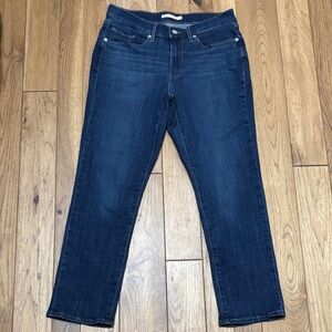 Levi's Women's Classic Straight Leg Jeans 30x28 10S